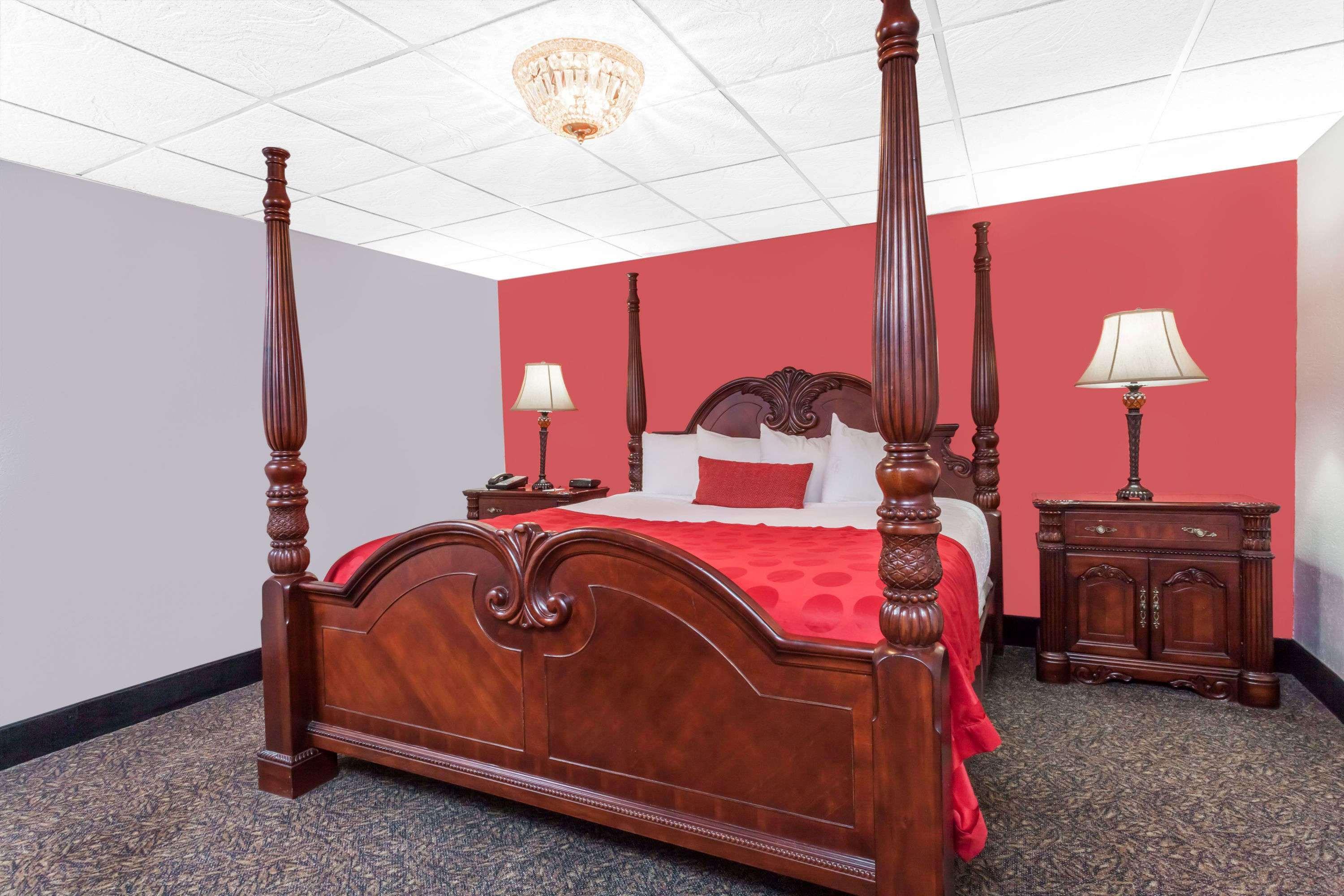 Ramada By Wyndham Henderson/evansville Henderson